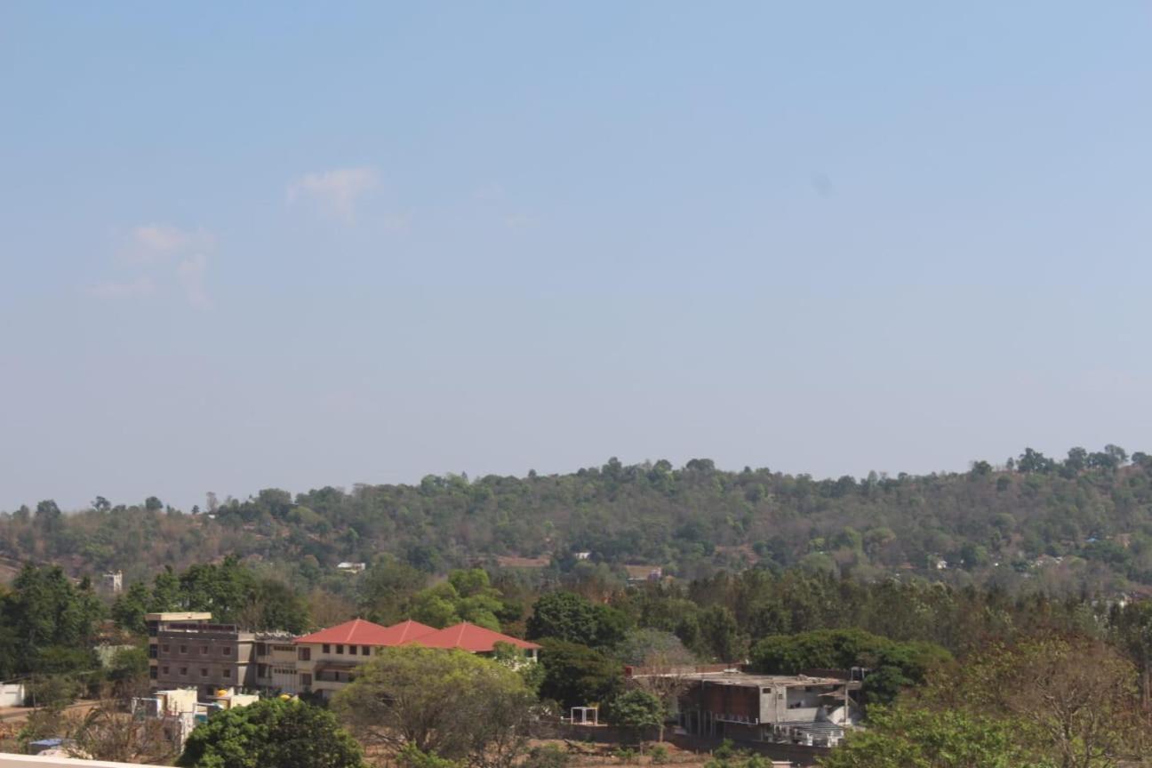 Olive Hills Yelagiri - Families Only - Full Duplex House - Yelagiri Villa ภายนอก รูปภาพ
